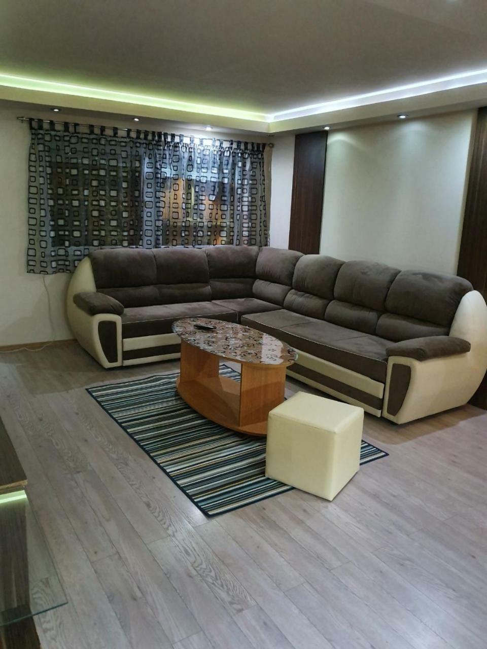 Apartman Markovic Bosanski Samac Esterno foto
